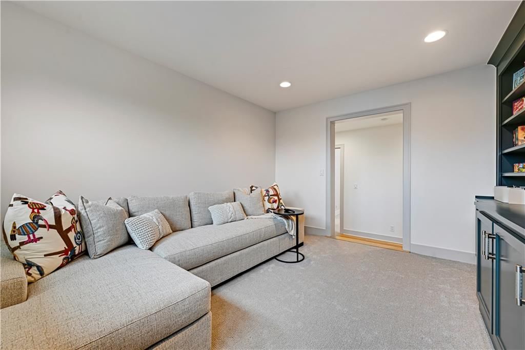 16217 Garnett Street — photo 46