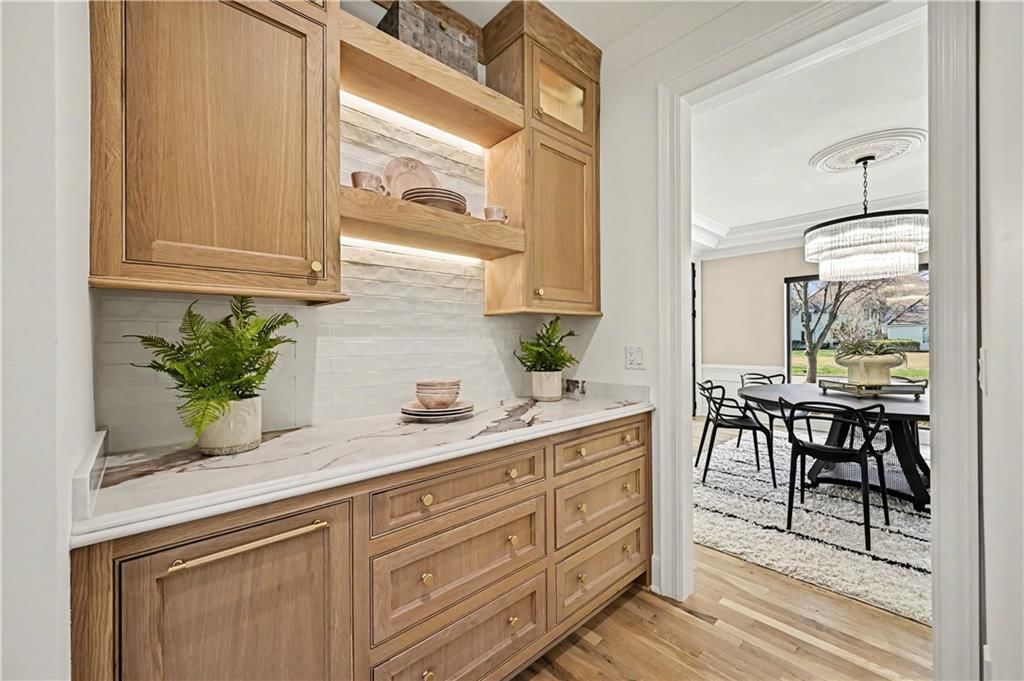 2608 W 118th Street — photo 14