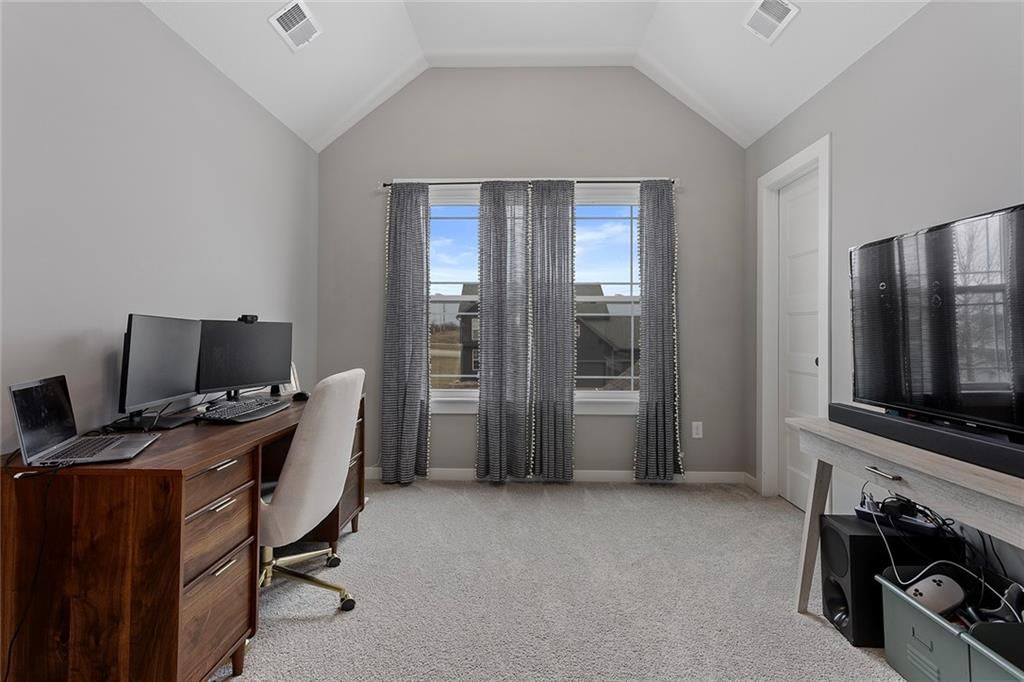 10809 N Randolph Avenue — photo 26