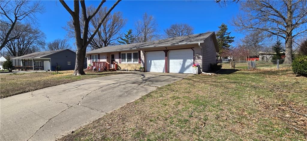 18 Brookside Drive — photo 2