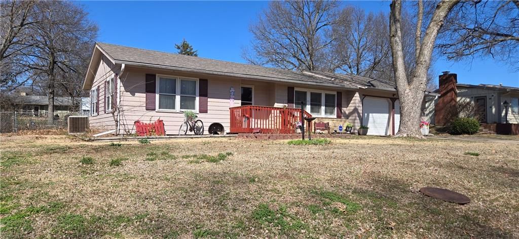 18 Brookside Drive — photo 4