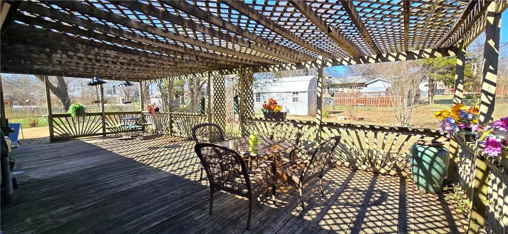 18 Brookside Drive — photo 12