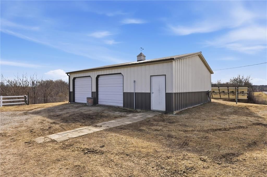 18325 Baxter Road — photo 36