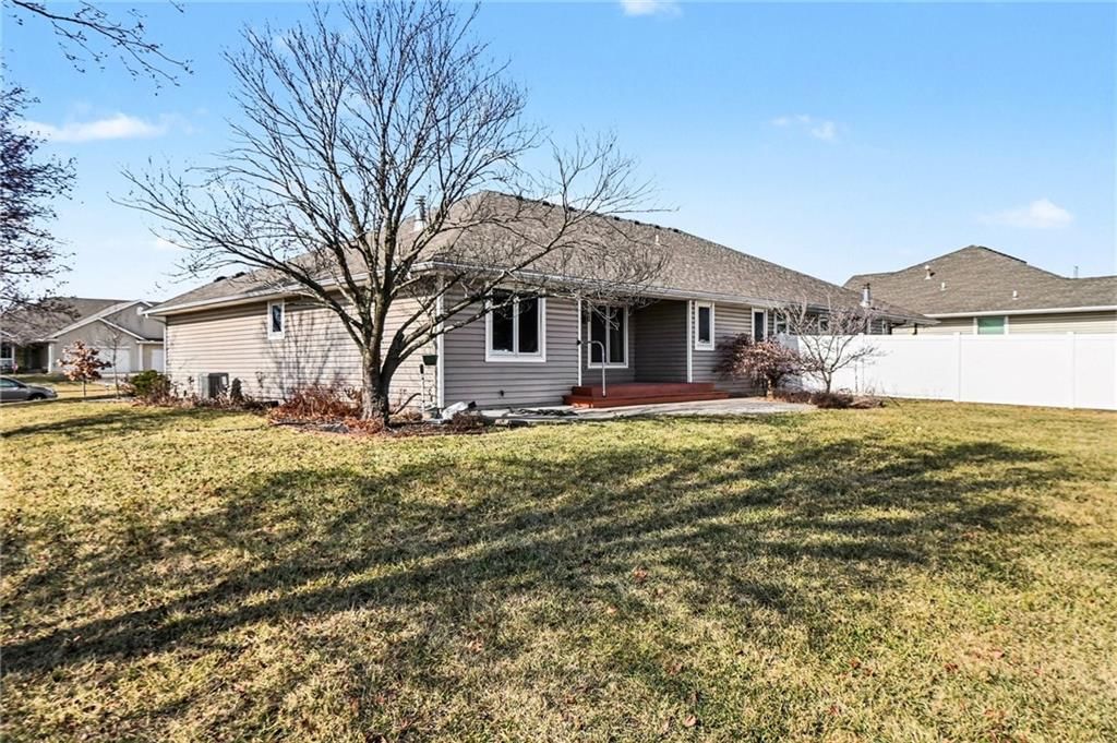2448 SW Golf View Court — photo 27