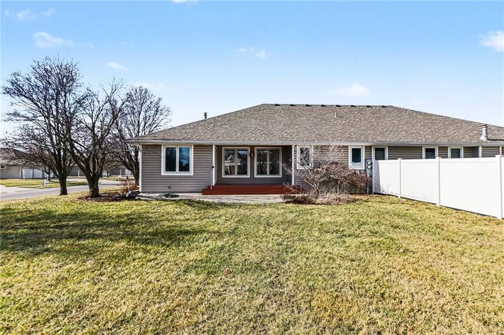 2448 SW Golf View Court — photo 28
