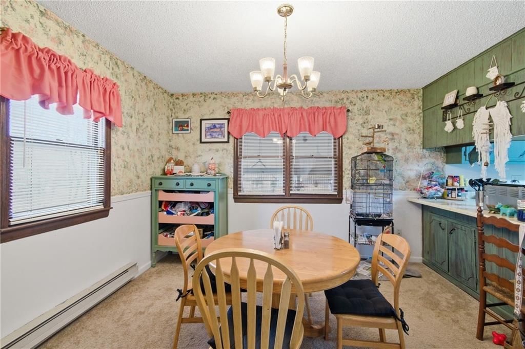 210 W Spruce Street — photo 8