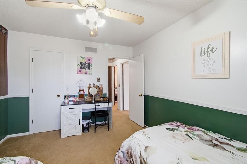 210 W Spruce Street — photo 16