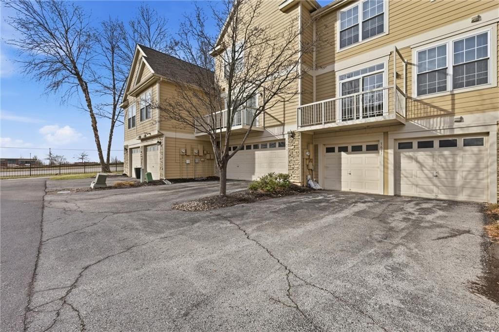7671 W 158th Terrace — photo 4