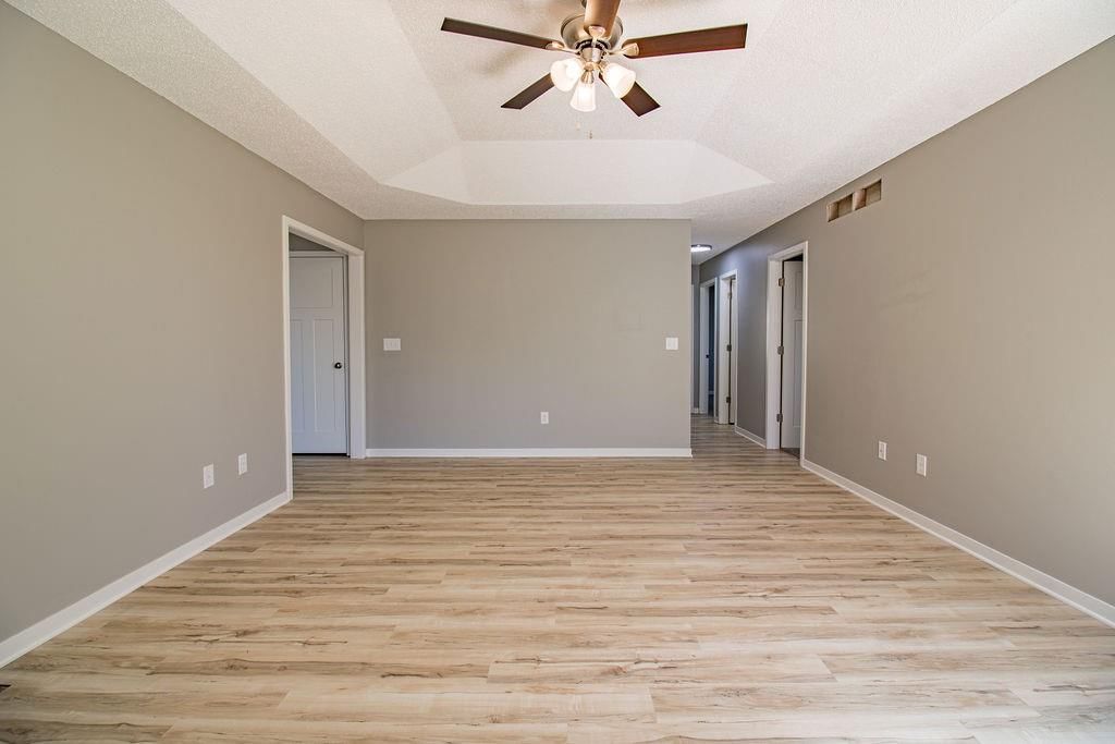 1206 Foxridge Drive — photo 14