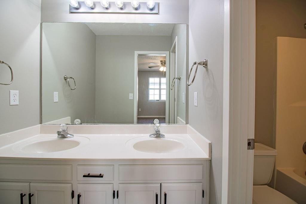 1206 Foxridge Drive — photo 20