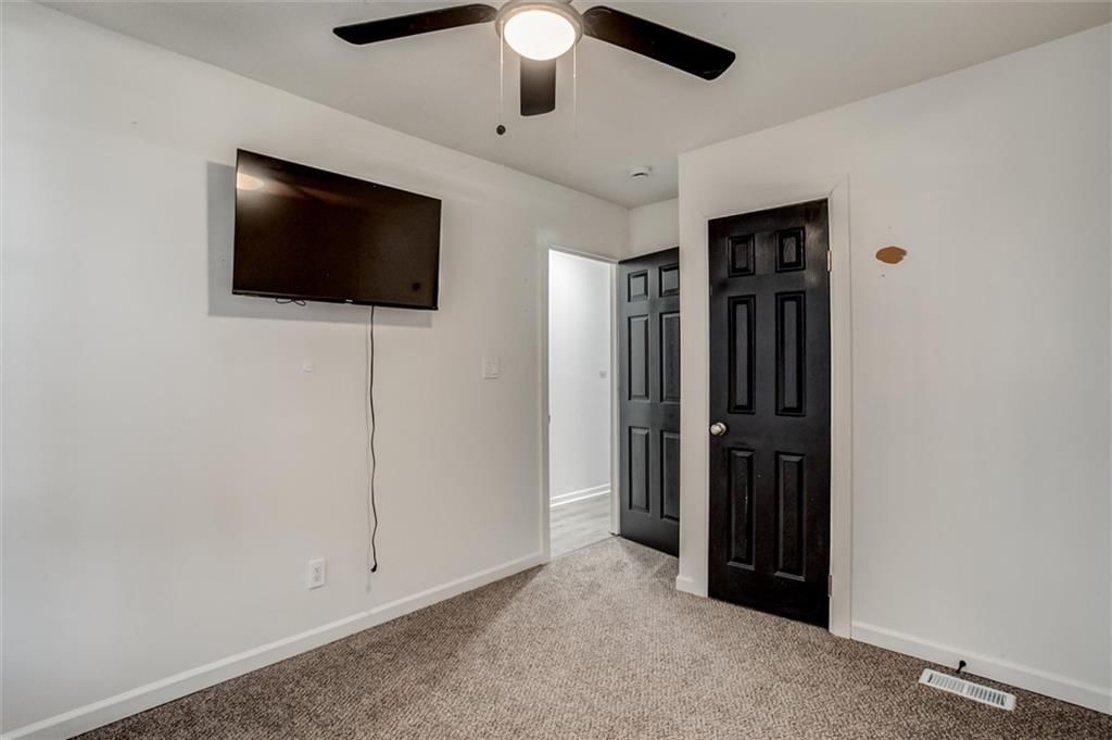 107 N Ditzler Avenue — photo 13