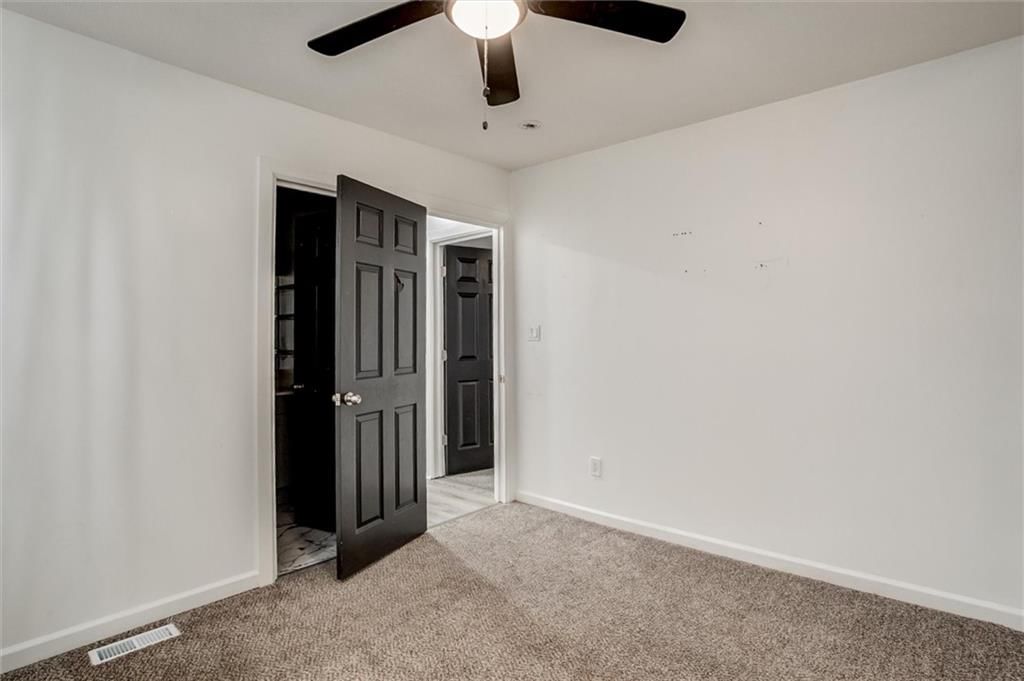 107 N Ditzler Avenue — photo 15