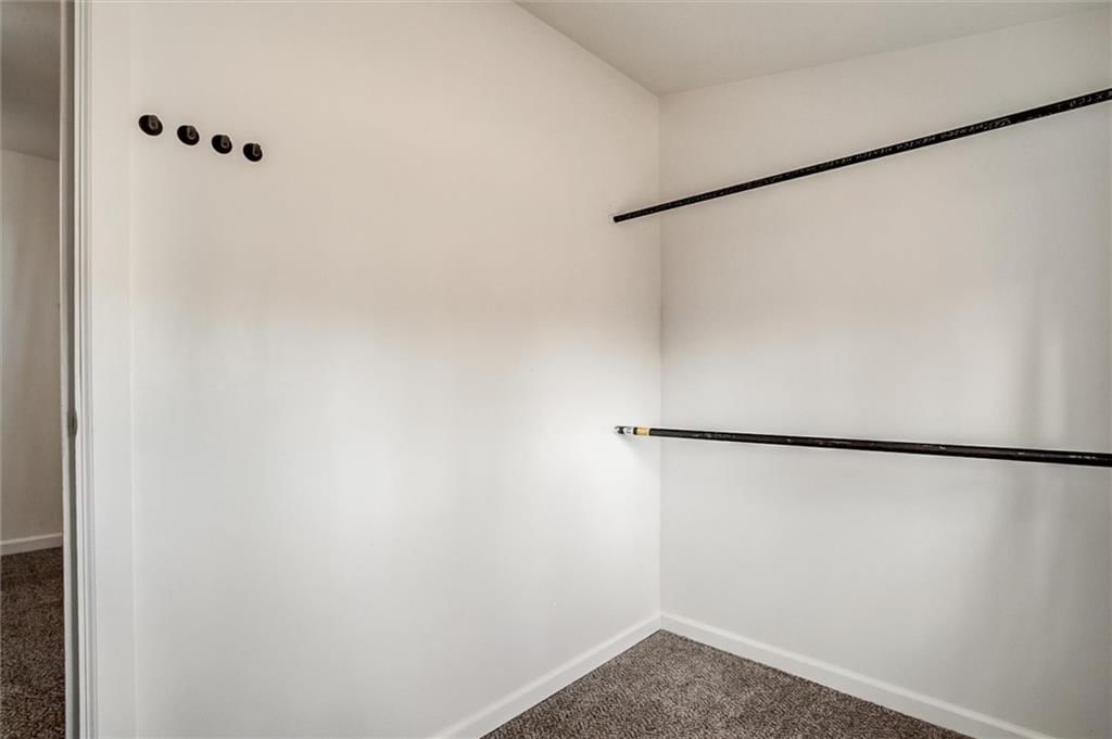 107 N Ditzler Avenue — photo 16
