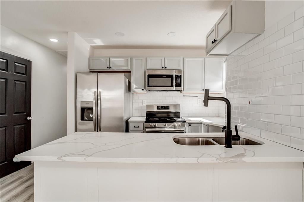 107 N Ditzler Avenue — photo 18