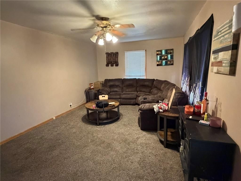 1413 Rex Avenue — photo 3