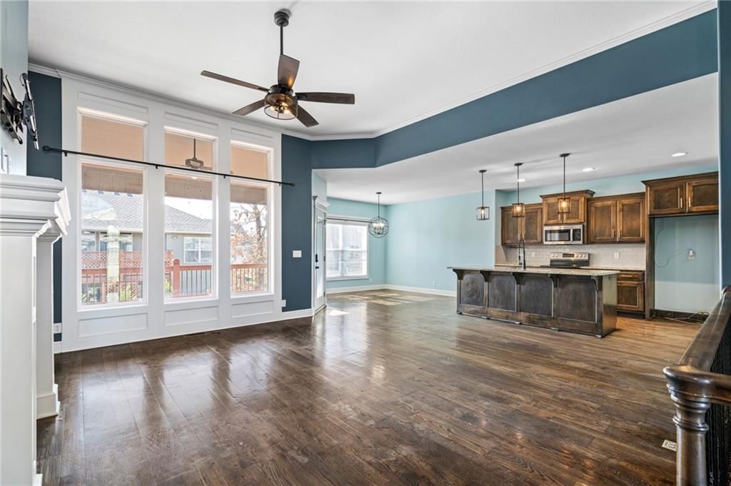 1012 SE Amber Court — photo 4