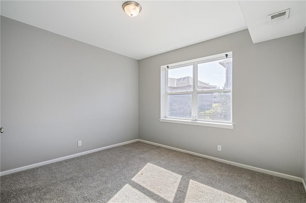 1012 SE Amber Court — photo 37