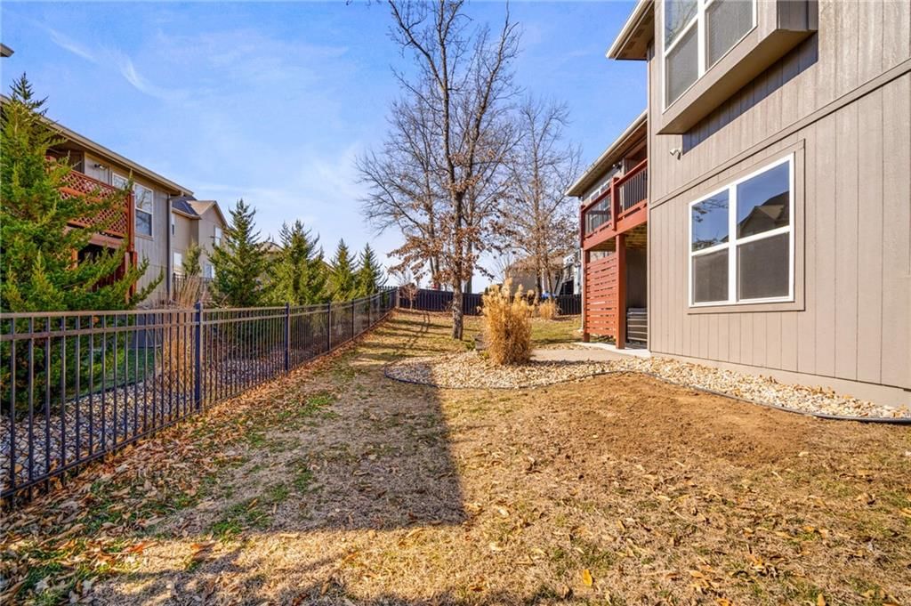 1012 SE Amber Court — photo 51
