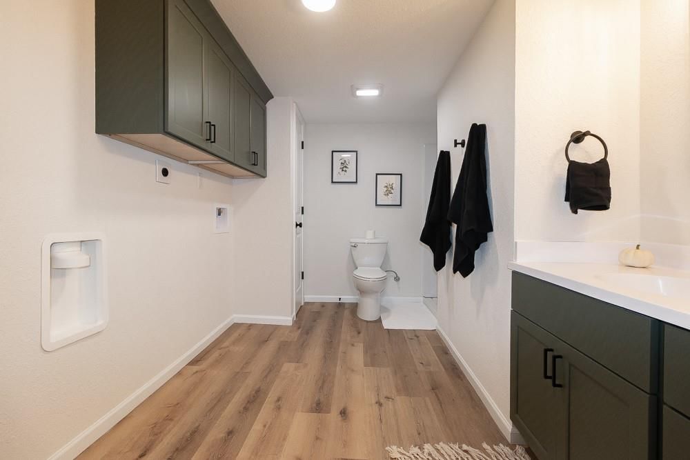 1524 E 28TH Terrace — photo 23