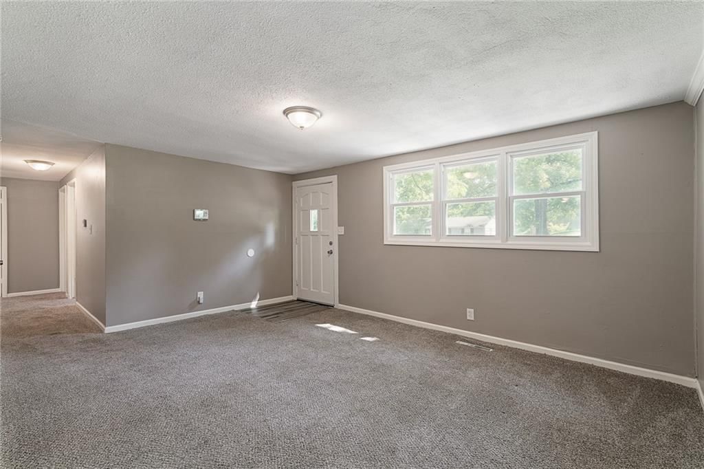 307 NW 63rd Terrace — photo 5