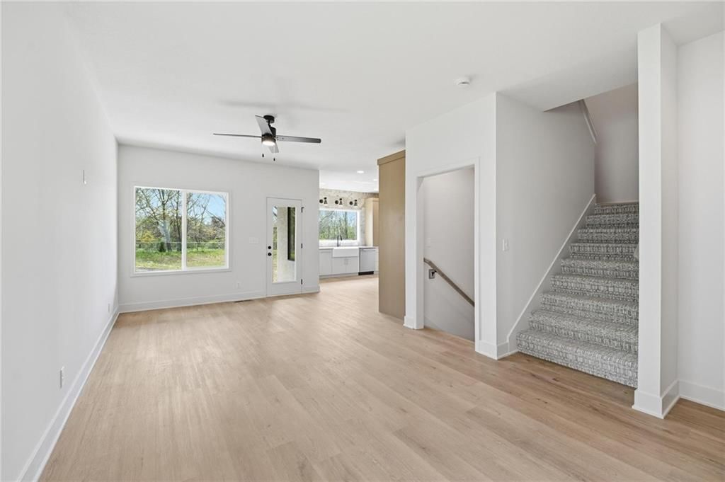 217 NW Orchard Court — photo 6