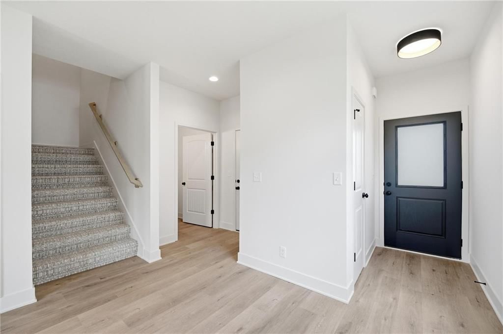 217 NW Orchard Court — photo 7