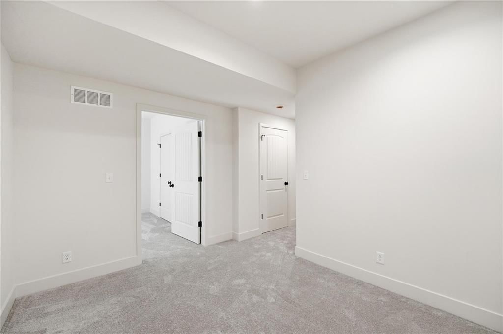 217 NW Orchard Court — photo 18