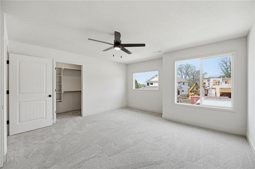 217 NW Orchard Court — photo 31