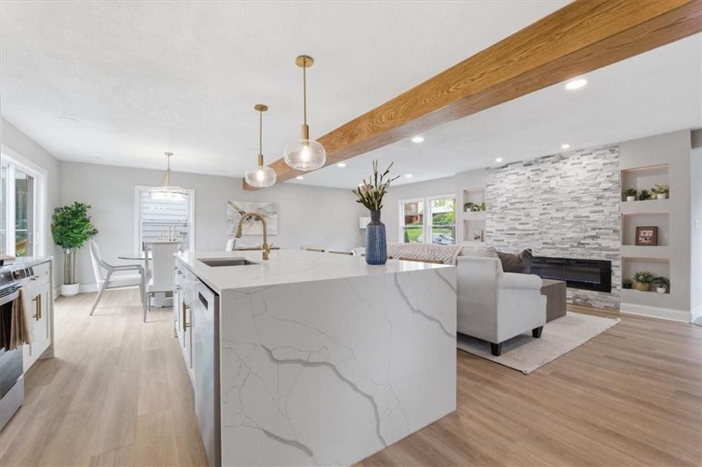 39 W 70th Terrace, Kansas City, MO