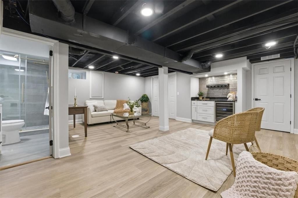39 W 70th Terrace — photo 15