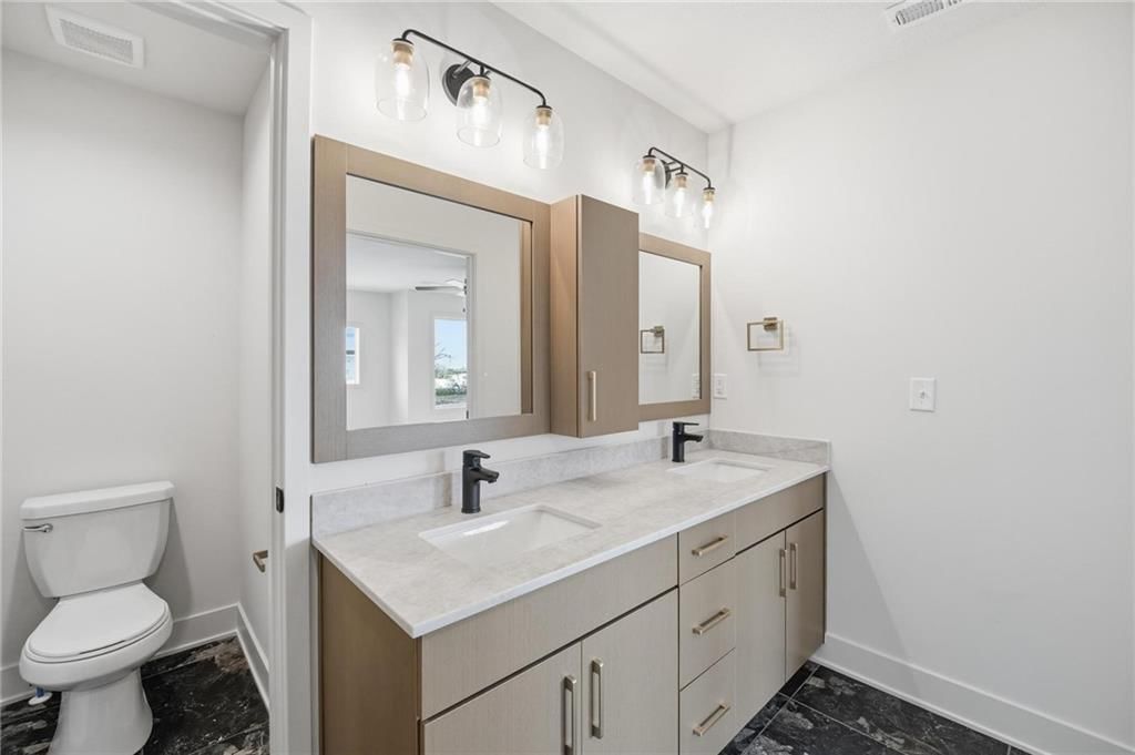 219 NW Orchard Court — photo 25