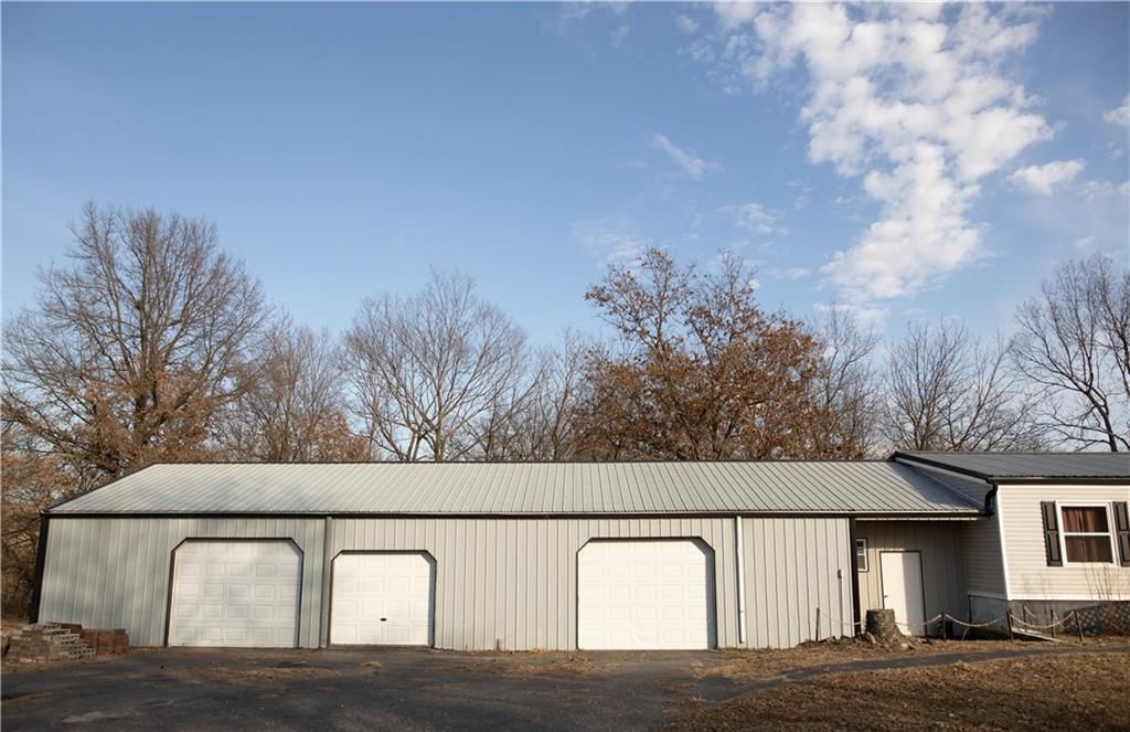1061 County Road B Highway — photo 3