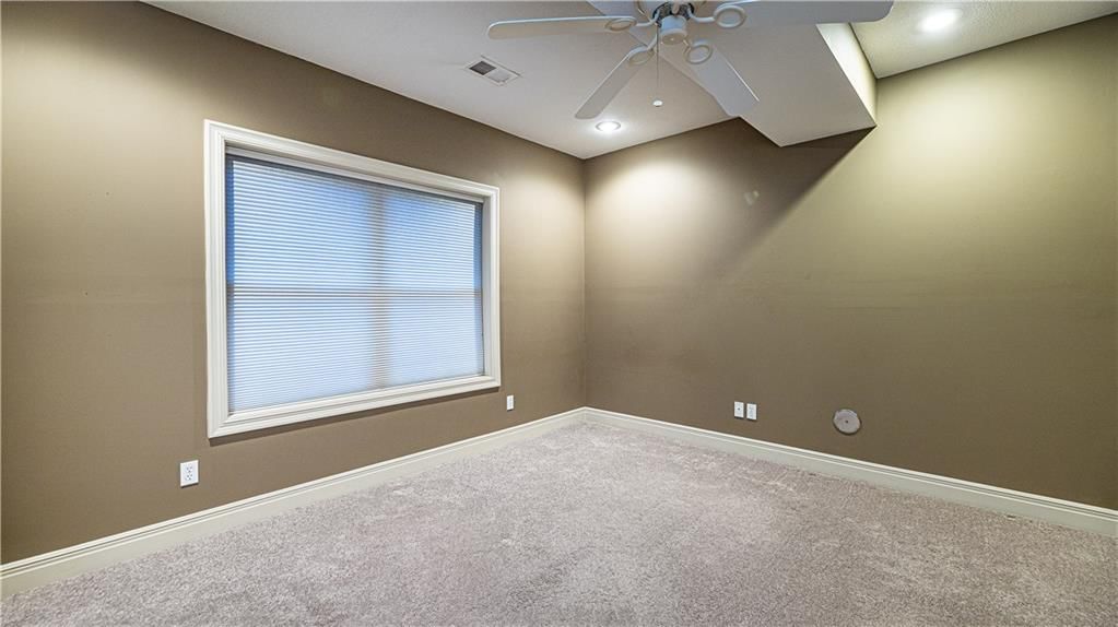 1428 SW Logos Drive — photo 25