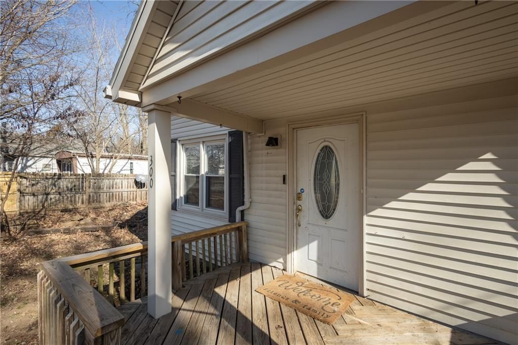 300 E Florence Street — photo 6