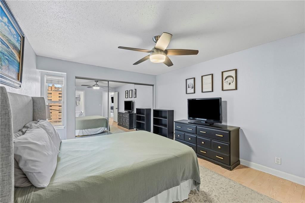 4727 Jarboe Street — photo 16