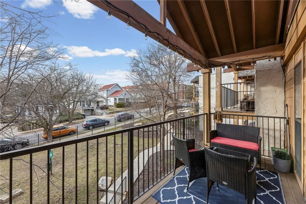 4727 Jarboe Street — photo 22