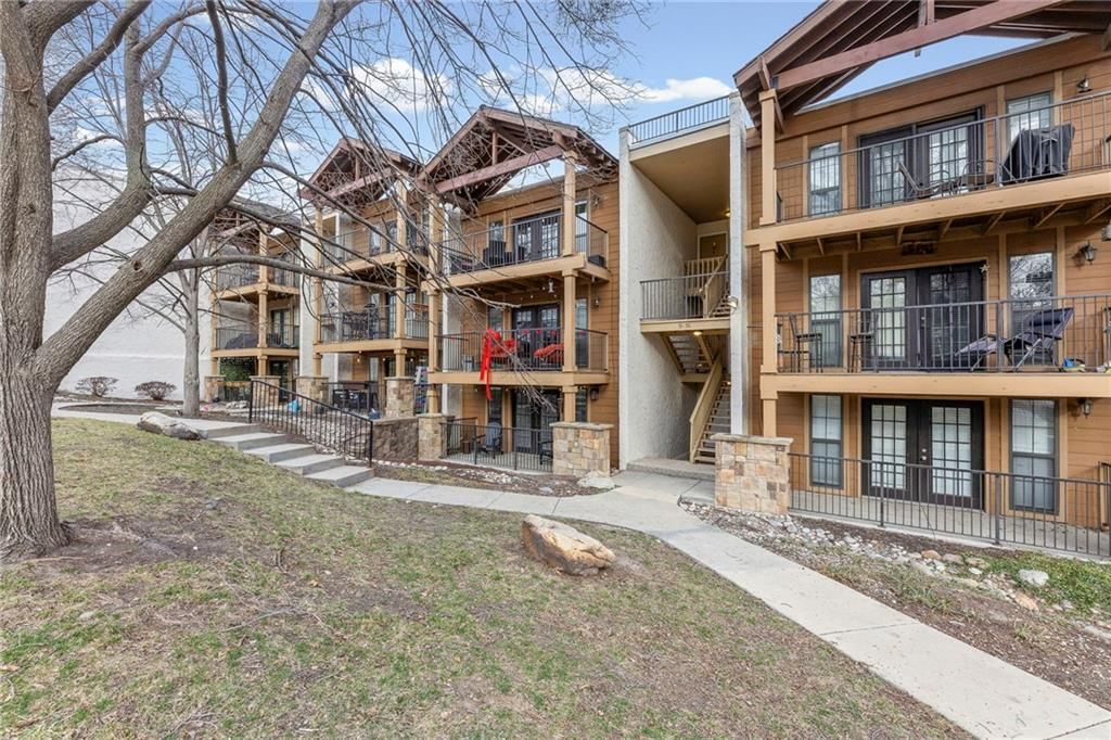 4727 Jarboe Street — photo 25