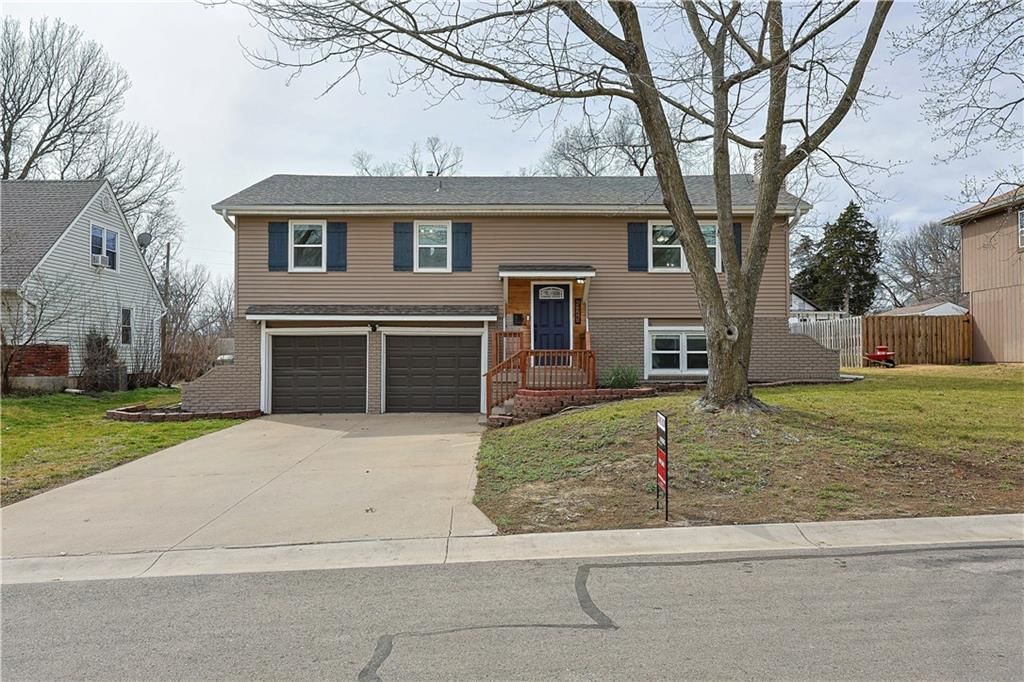 525 N Stevenson Street, Olathe, KS