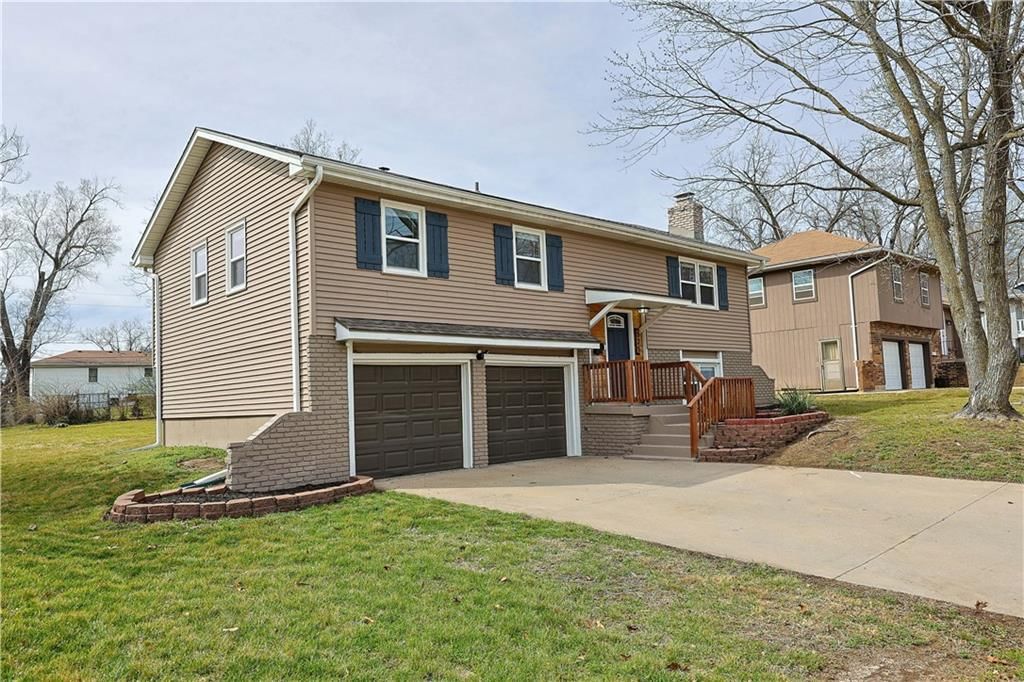 525 N Stevenson Street — photo 2