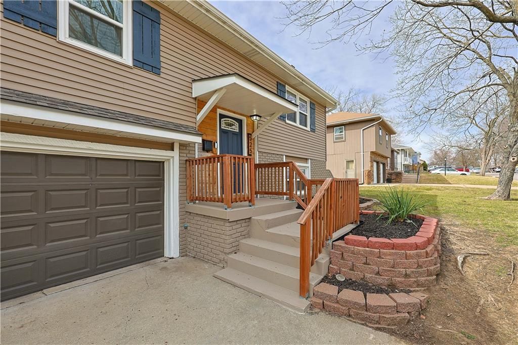 525 N Stevenson Street — photo 3
