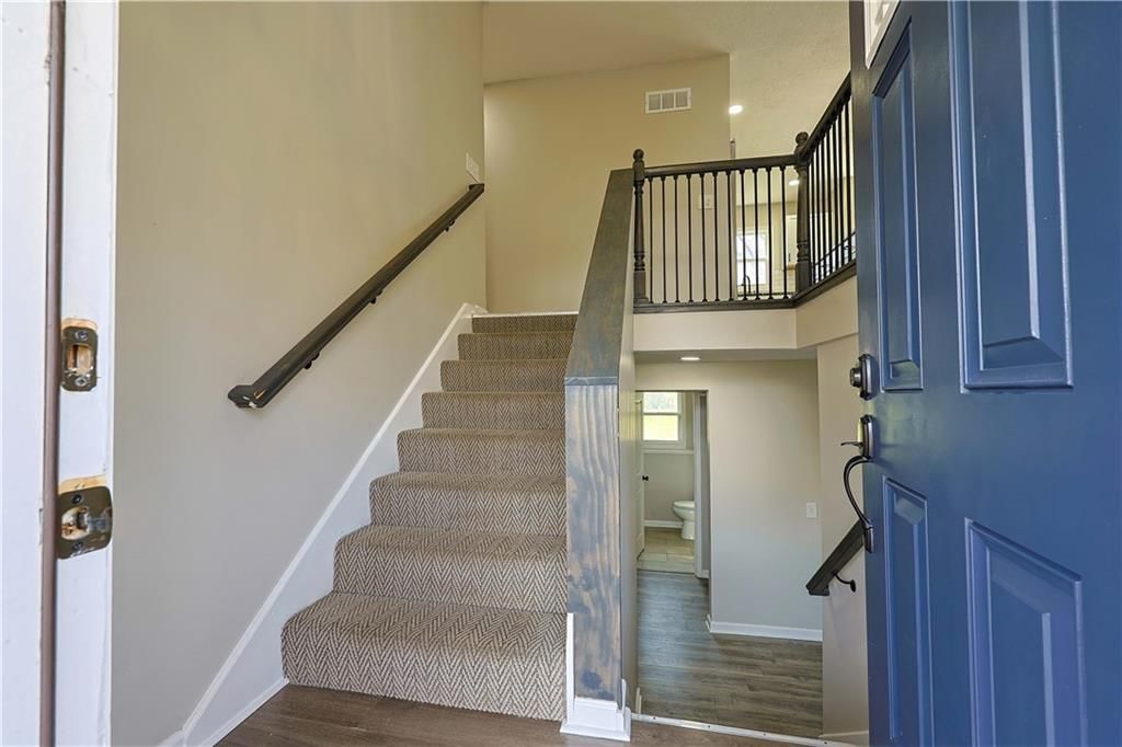 525 N Stevenson Street — photo 5