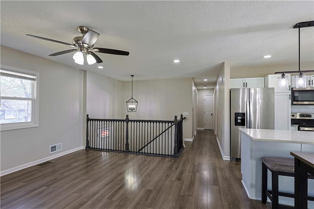 525 N Stevenson Street — photo 9
