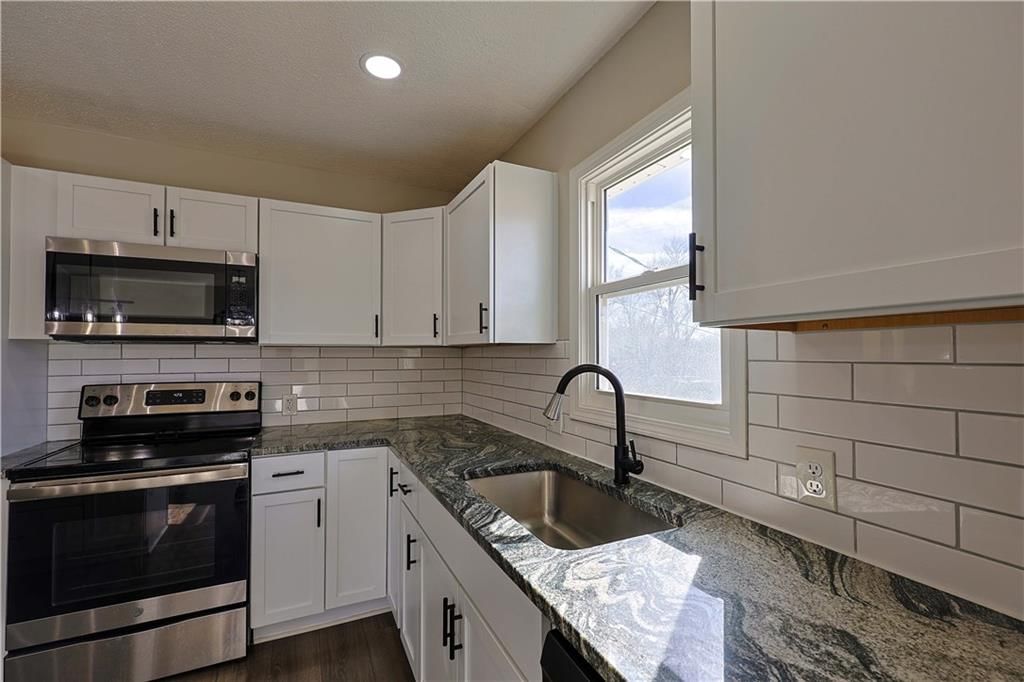 525 N Stevenson Street — photo 12