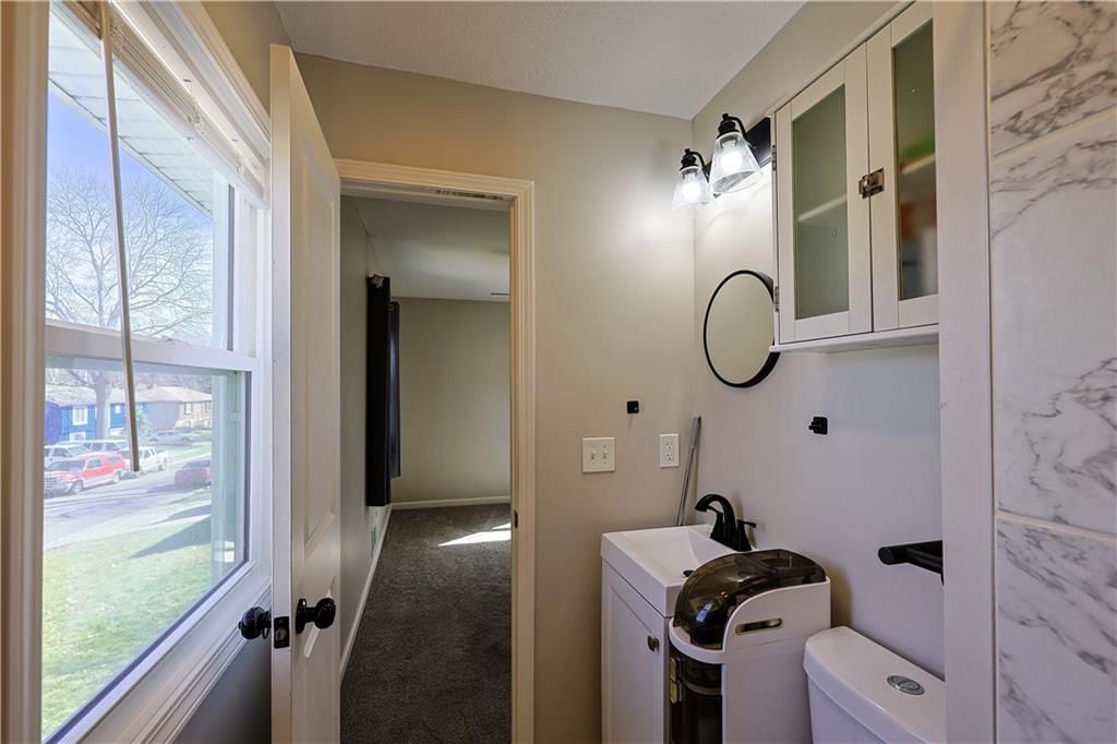 525 N Stevenson Street — photo 19