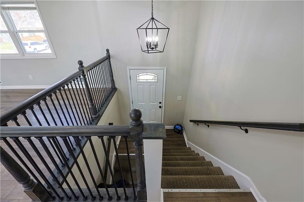 525 N Stevenson Street — photo 23