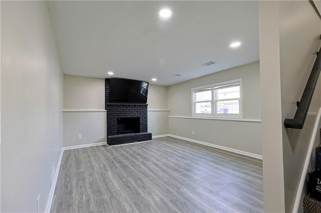 525 N Stevenson Street — photo 25