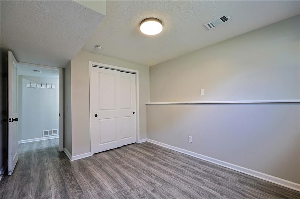 525 N Stevenson Street — photo 26