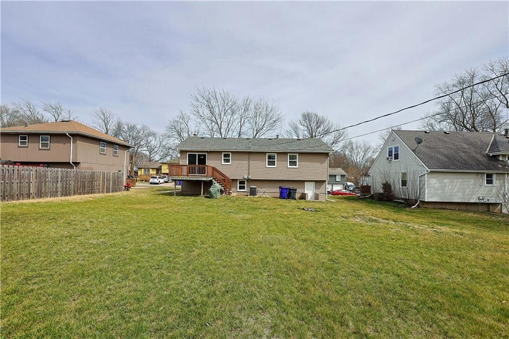 525 N Stevenson Street — photo 30