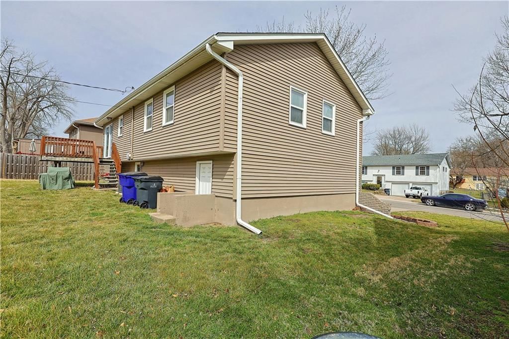 525 N Stevenson Street — photo 33