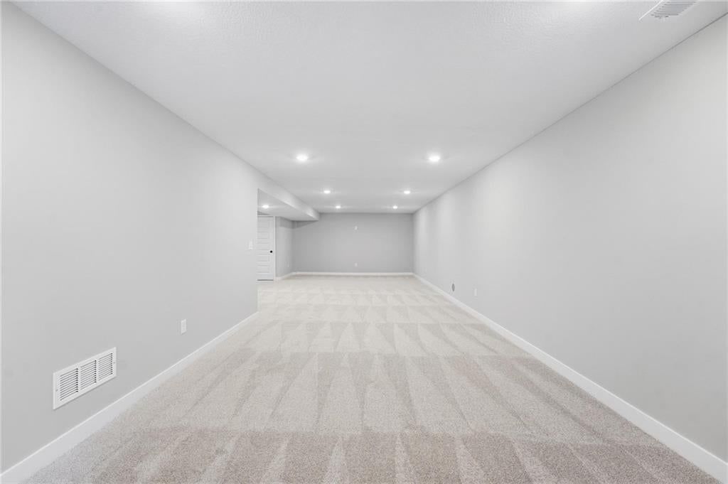1513 SE Rising Sun Drive — photo 48